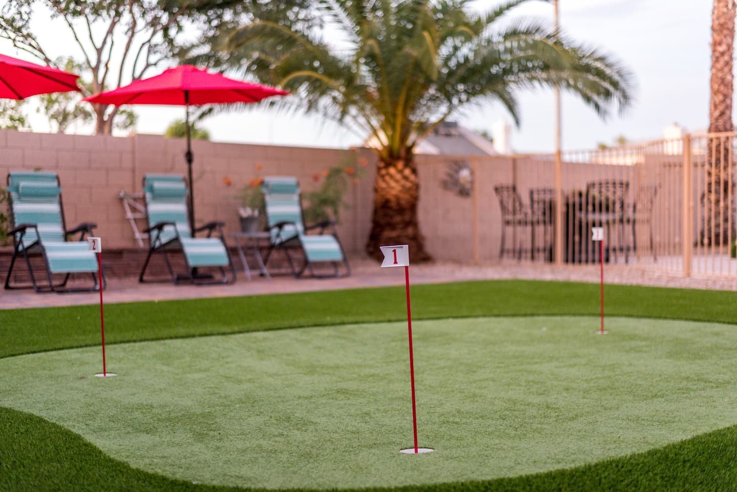 backyard putting green installed by Coachella Valley Turf pros in a residential property in Palm Springs CA
